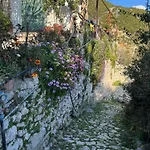 Ana & Angelo Stone House Himare * Vuno