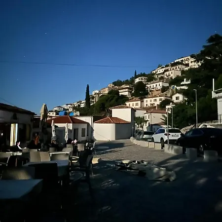 Ana & Angelo House Himare *