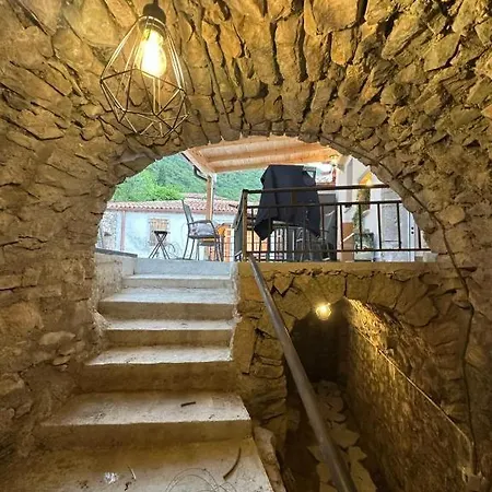 Dom wakacyjny Ana & Angelo House Himare *