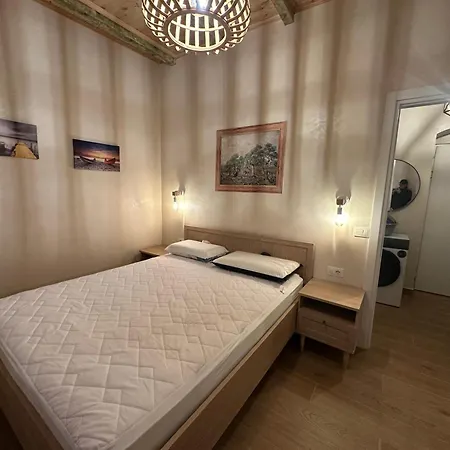 Ana & Angelo House Himare Vuno