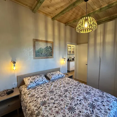 Ana & Angelo House Himare