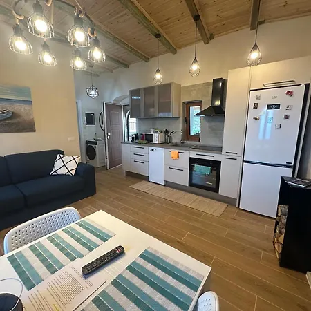 Ana & Angelo House Himare * Vuno