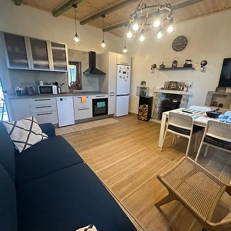 Holiday home Ana & Angelo House Himare