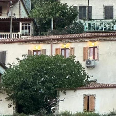 Ana & Angelo House Himare *