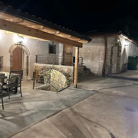 Casa vacanze Ana&angelo Stone House Himarë *