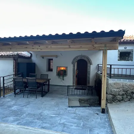 Ana & Angelo House Himare