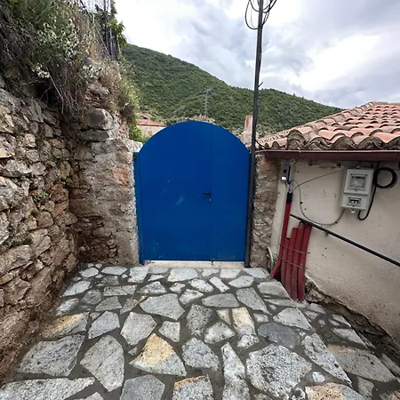 Dom wakacyjny Ana & Angelo House Himare