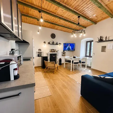 Ferienhaus Ana & Angelo Stone House Himare Vuno