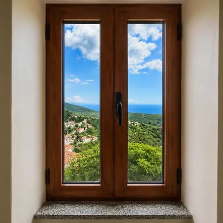 Ana & Angelo Stone House Himare *