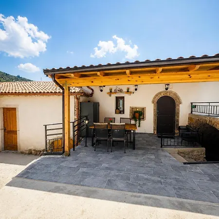 Ana & Angelo Stone House Himare * Vuno