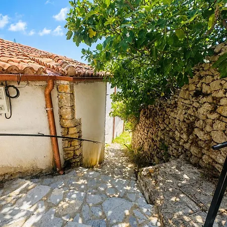 Ana & Angelo Stone House Himare Dom wakacyjny
