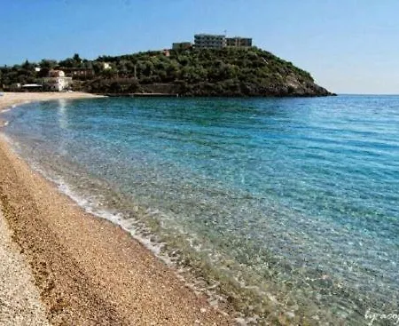 Ana & Angelo Stone House Himare Hébergement de vacances *