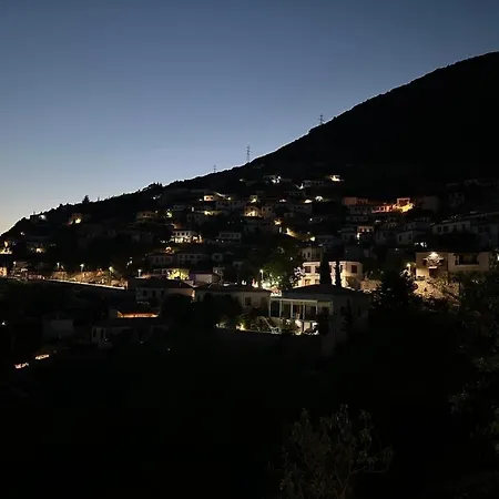 Ana & Angelo Stone House Himare