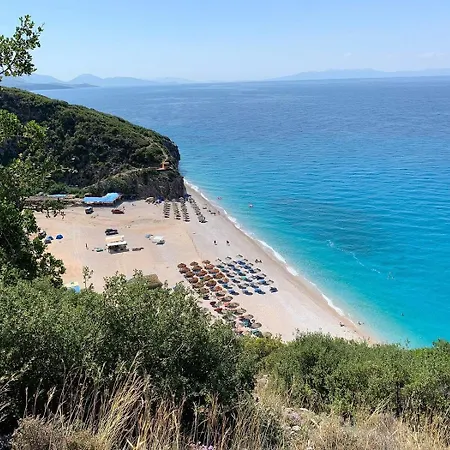 Hébergement de vacances Ana & Angelo Stone House Himare *