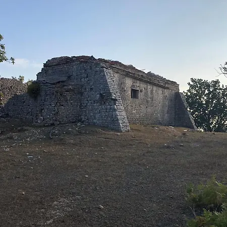 Ana & Angelo Stone House Himare