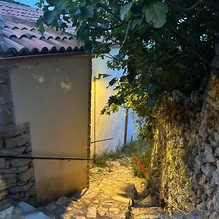 Ana & Angelo Stone House Himare Ferienhaus *