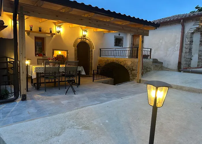 Ana & Angelo House Himare * Vuno