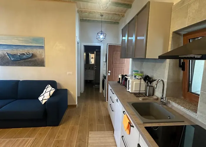 Ana & Angelo House Himare 펜션