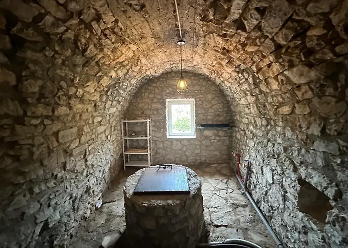 Ana & Angelo House Himare Vuno