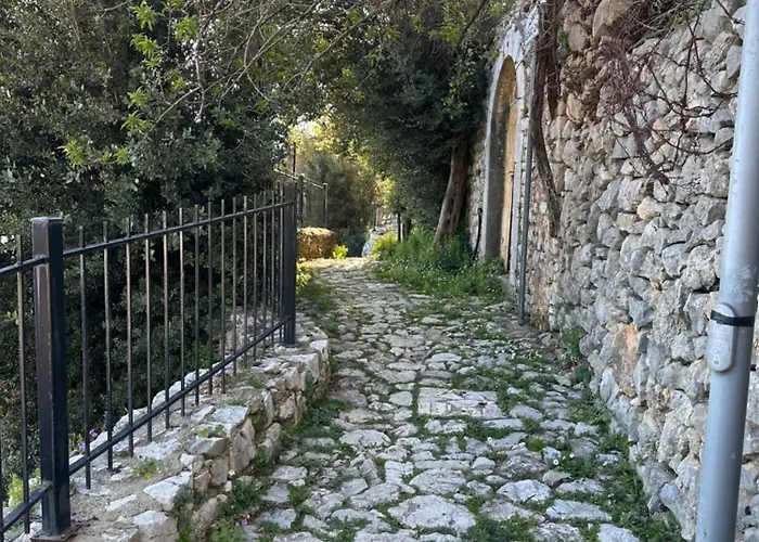펜션 Ana & Angelo House Himare Vuno